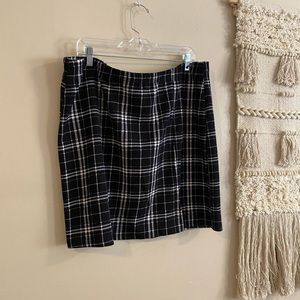 SHEIN PLAID MINI SKIRT (PLUS SIZE 4X)